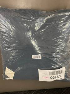 lot 48 image: Factory-Sealed Blue Standard Pillowcase Set