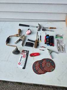 lot 47 image: tool drawer contents