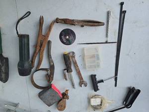 lot 52 image: tool drawer contents