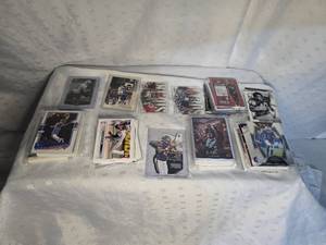 lot 78 image: sports cards