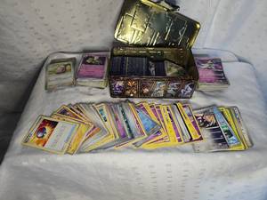 lot 81 image: pokeman cards
