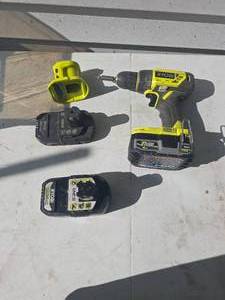 lot 102 image: ryobi drill