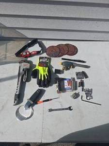 lot 104 image: tool drawer contents
