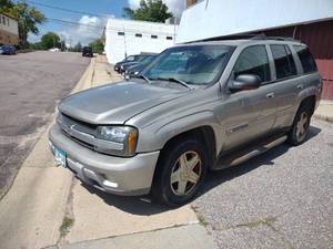 lot 3 image: 2002 Chevrolet Trailblazer LTZ