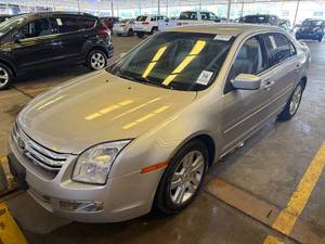 lot 6 image: 2008 Ford Fusion SEL