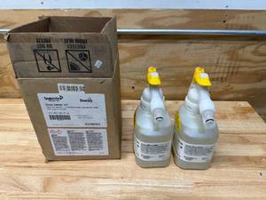 lot 114 image: Lot of 2 Sealed Air - Liquid Air Freshener