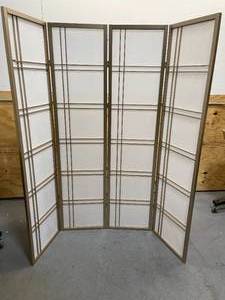 lot 134 image: Roundhill Furniture Seto 4-Panel 4 Golden Room Divider Screen, Gold