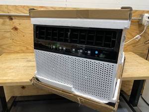 lot 137 image: COWSAR 12,000 BTU (8,100 BTU DOE) 120-Volt Window Air Conditioner up to 550 sq. ft. Through the Wall AC wDehumidifier White