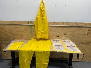 lot 141 image: Lot of 5 - Ansell Wet Wear 65-200 XL