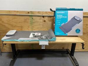 lot 143 image: Homedics Stretch Mat