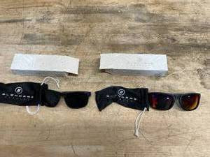 lot 149 image: Lot of 2 - Blenders Sunglasses Fire and Spark