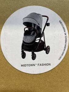lot 171 image: Graco 3 in 1 Lux Midtown Stroller (08262580)