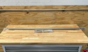 lot 193 image: IVILON drapery rod warm gold finish 72 in - 144 in NEW