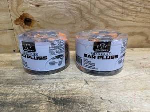 lot 174 image: Lot of 2 Walker Corded Plugs (08272512)