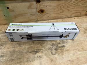 lot 189 image: Yardsmith Telescoping Tripod Sprinkler