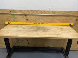 lot 248 image: Tolsen 35238 72 Spirit Level