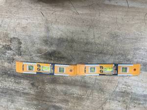 lot 250 image: Lot of 2 - Tolsen Mini Level 35059 (0828252.10)