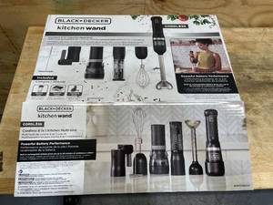 lot 254 image: BLACKDECKER Kitchen Wand 6 Kit Black (08282548)