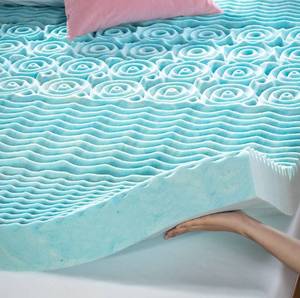 lot 261 image: ZINUS 3 Inch Green Tea Cooling Gel Memory Foam Zoned Support Mattress Topper, Twin