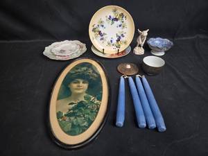 lot 79 image: Assorted Vintage Decor Lot Inc Koenigszelt, with Porcelain Plates, Framed Lady Print, Figurine and Candles