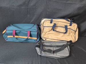 lot 101 image: Collection of 3 Duffel and Travel Bags Including Samsonite and Top Grain Leather Trim