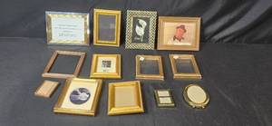 lot 111 image: Collection of Assorted Vintage and Modern Picture Frames
