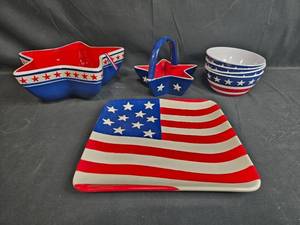 lot 113 image: Sonoma Life  Style Patriotic Ceramic Dishware Set - Stars and Stripes