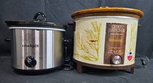 lot 121 image: Crock-Pot Slow Cooker and Vintage Hamilton Beach Crock Watcher Set