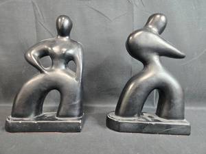 lot 132 image: Pair of ABCO Alexander Backer Modernist Bookends