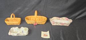 lot 153 image: Longaberger Peony Basket Set with Liners and Tag