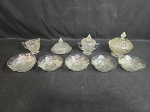 lot 208 image: Set of Vintage Clear Pressed Depression Glass Bowls and Covered Dishes - Iris