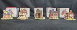 lot 231 image: Set of 5 Liberty Falls Miniature Buildings with Boxes