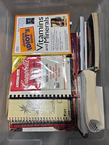 lot 364 image: Assorted Cookbook and Recipe Book Collection