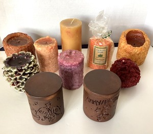 lot 25 image: Group of Autumn Decor Candles