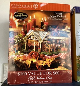 lot 116 image: Dept. 56 Autumn Decor Harvest Apple Orchard