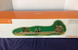 lot 176 image: Dept. 56 Halloween Haunted Coal Car