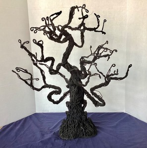 lot 188 image: Large Spooky Halloween Tree