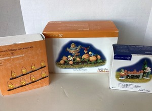 lot 252 image: Dept. 56 Halloween Pick Your Own Pumpkins, Lighting The Jack-o-Lanterns and Lit Pumpkin Luminaries