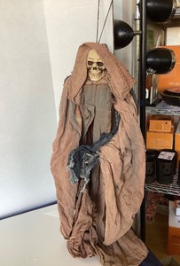 lot 277 image: Pair of Tombstones and Hanging Ghoul Decor