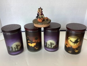 lot 279 image: Set of 4 Halloween Votive Candles