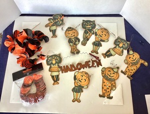 lot 287 image: Trio of Halloween Garlands