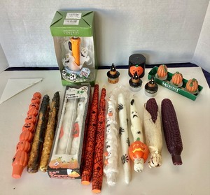 lot 293 image: Large Group of Halloween Candles