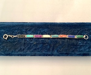 lot 80 image: Vintage Sanel Sterling and Hardstone Bracelet