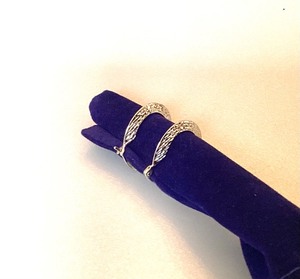 lot 68 image: 14K White Gold Hoop Earrings