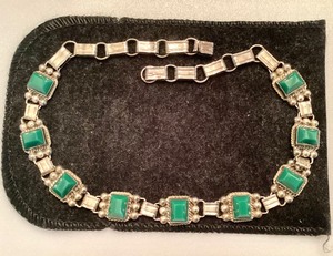 lot 79 image: Mexican Silver and Green Onyx Necklace