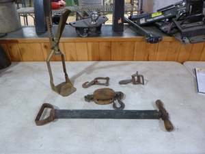 lot 42 image: Vintage Tools