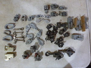 lot 46 image: Miscellaneous Clamps and Pulleys
