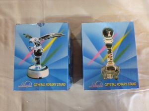 lot 67 image: 2 Hughs Crystal Rotary Stands
