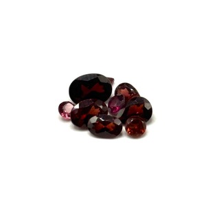 lot 43 image: 5.2 Carat Garnet Gemstones Loose