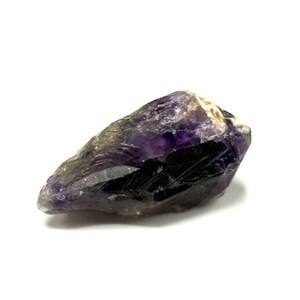 lot 46 image: 48.75 Carat Raw Amethyst Gemstone Loose